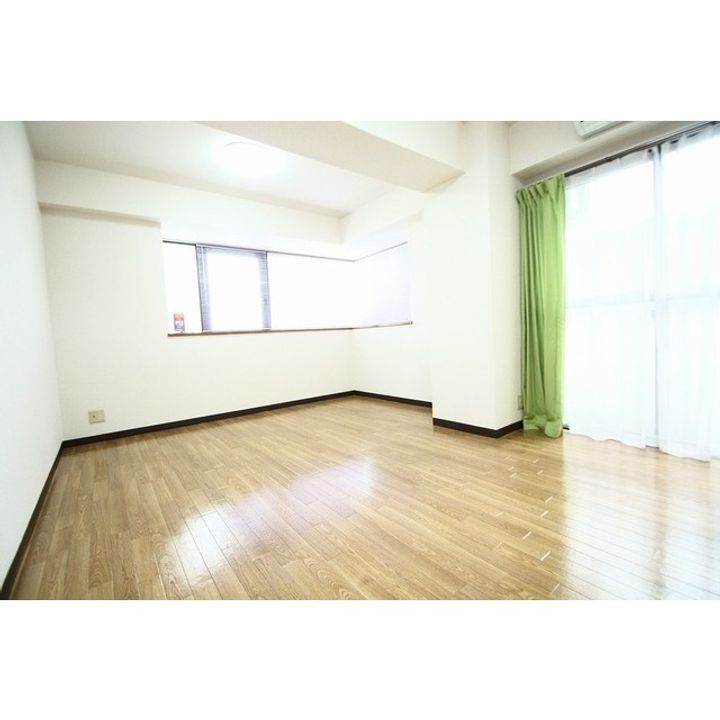 シティハウス厚木の居間