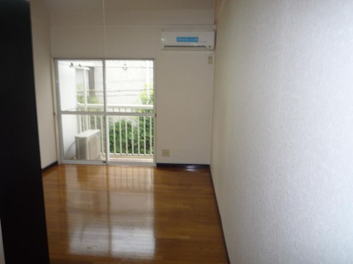 東京都品川区東大井1(アパート)の賃貸物件の居間