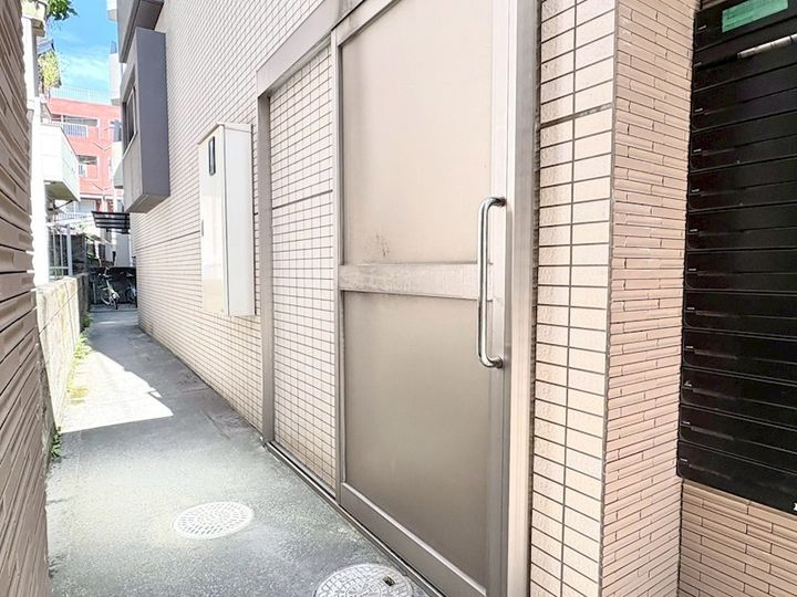 鹿児島県鹿児島市荒田2(マンション)の賃貸物件の地図
