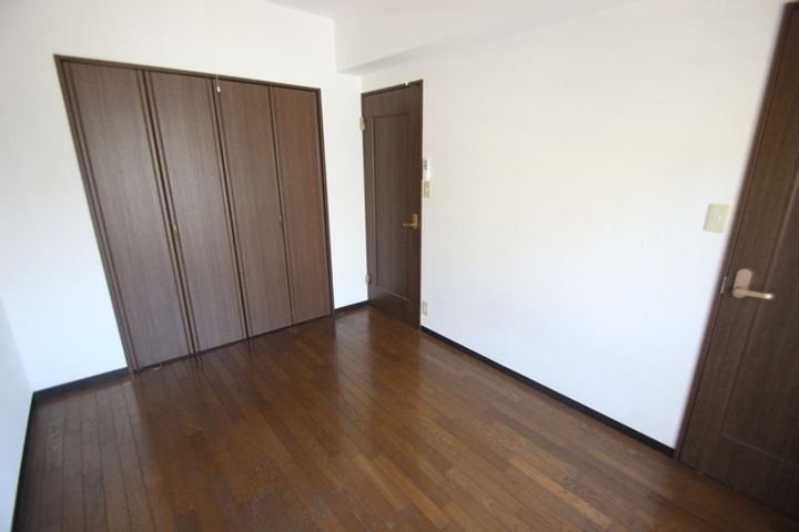 セジュール観音の居間