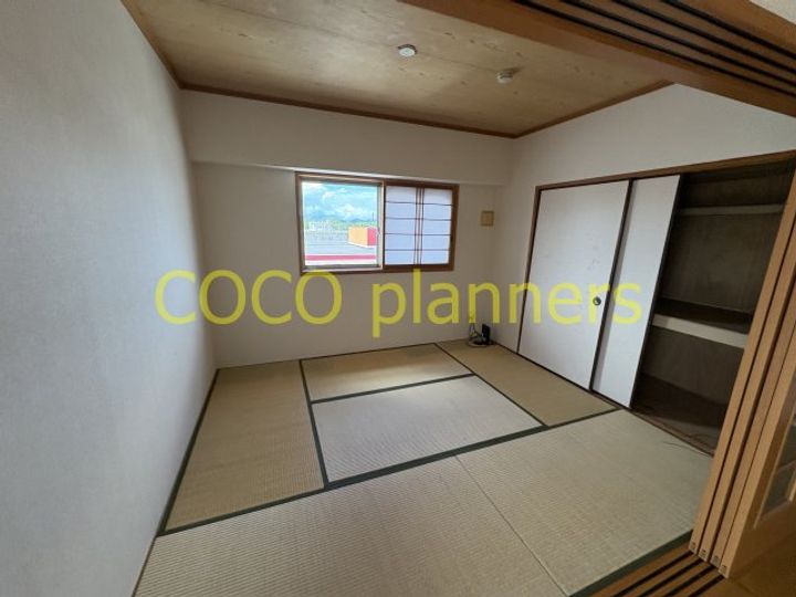 サンロードシティマンションの居間