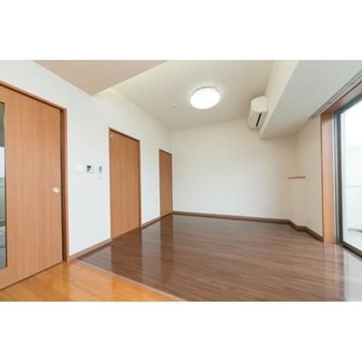 グリーンヒルズ河田町の内装