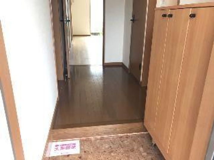 愛知県尾張旭市新居町上の田(アパート)の賃貸物件の玄関