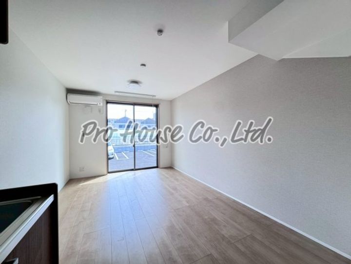 東京都東久留米市金山町1(一戸建)の賃貸物件の居間