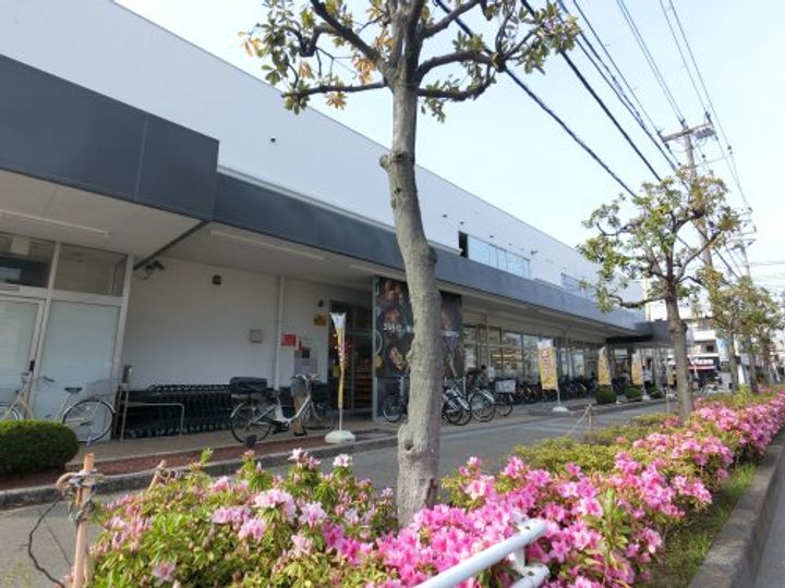スタジオーネ弐番館の周辺