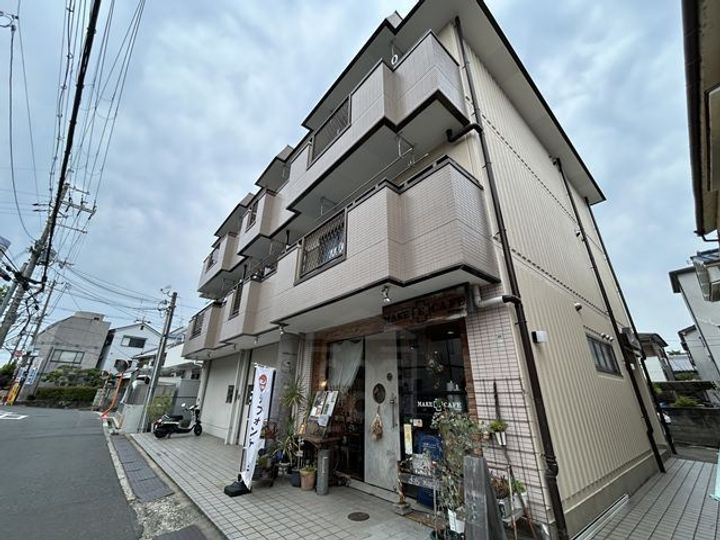 ハイツ五百住の外観