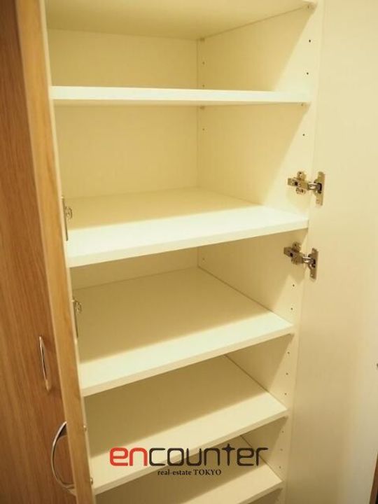 ルーブル武蔵関弐番館の内装