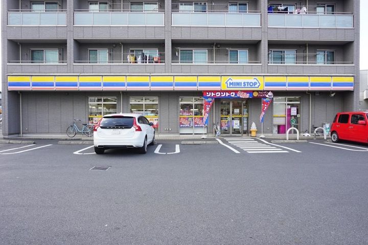 ソレイユせんげん台の周辺