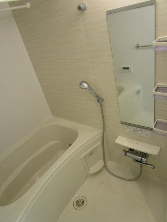 ブラン エ ノワールの風呂