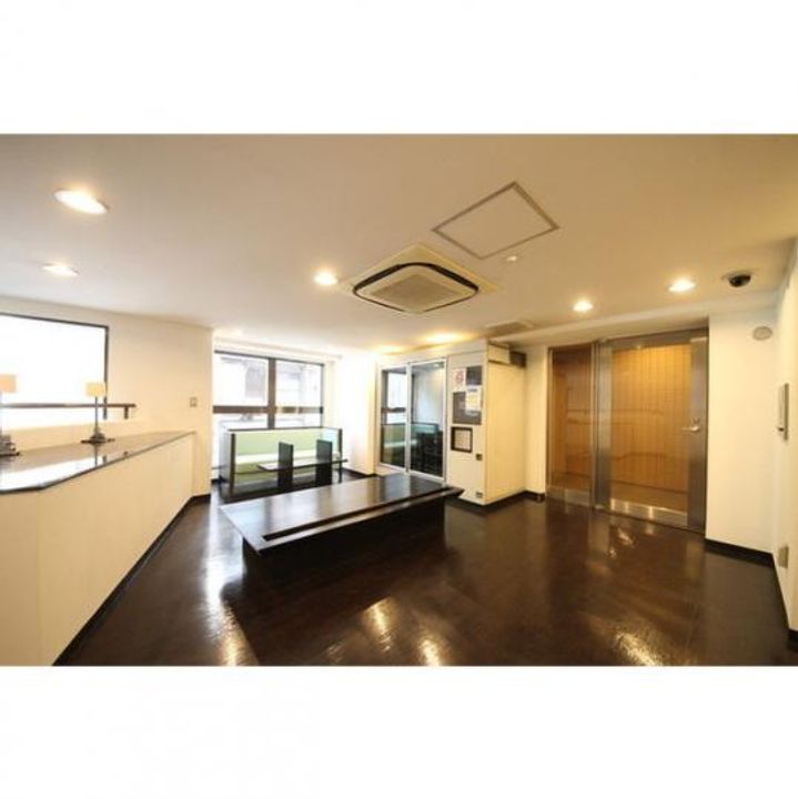 東京都中央区銀座8(マンション)の賃貸物件の地図