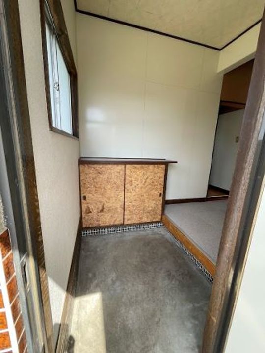 岩手県一関市萩荘字本町(一戸建)の賃貸物件の玄関