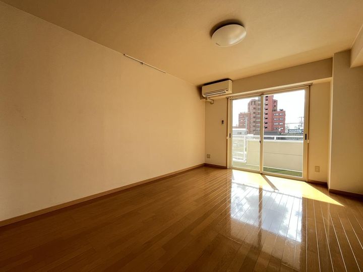 ウィング遊の内装