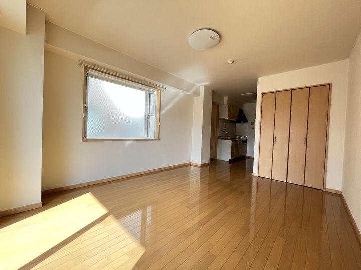 ウィング遊の居間