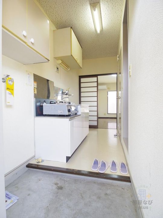 イル・ソリテールIIの玄関