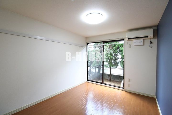 神奈川県平塚市真田4(アパート)の賃貸物件の居間