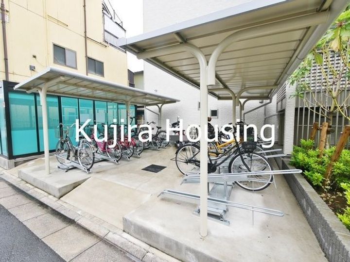 埼玉県川口市上青木西2(マンション)の賃貸物件の地図