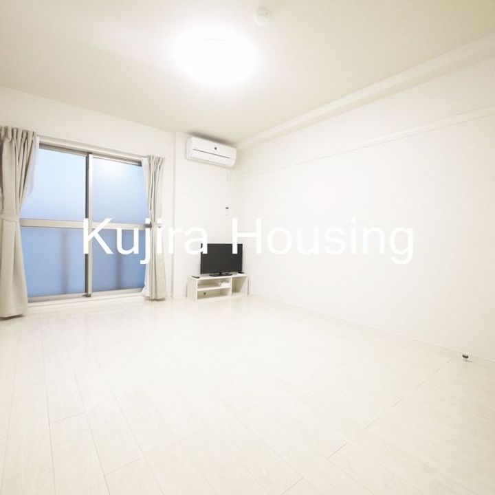 埼玉県川口市上青木西2(マンション)の賃貸物件の居間