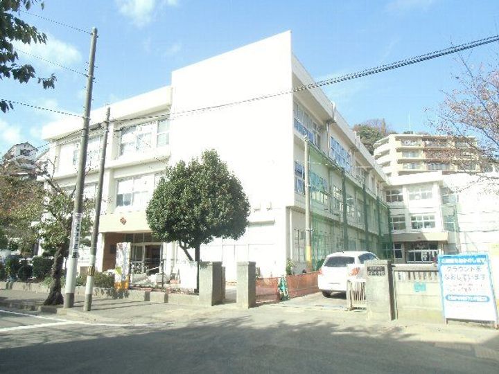 神奈川県横須賀市深田台(一戸建)の賃貸物件の周辺