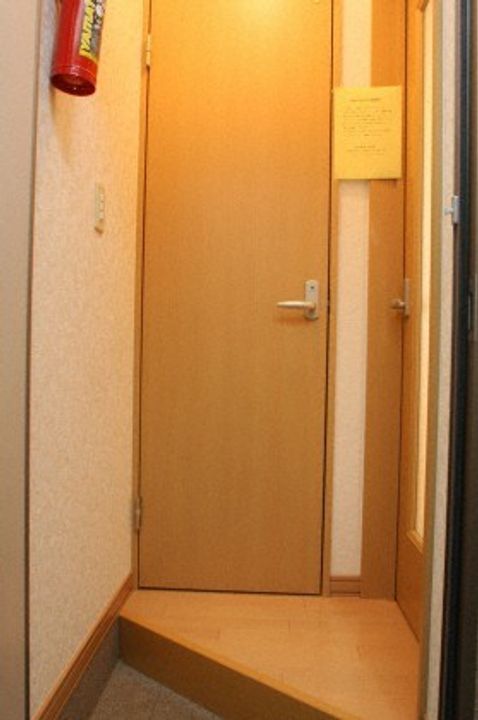 ブロードハイツIの玄関