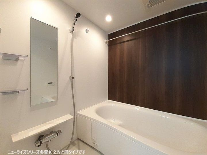 プラウド四屋 Iの風呂