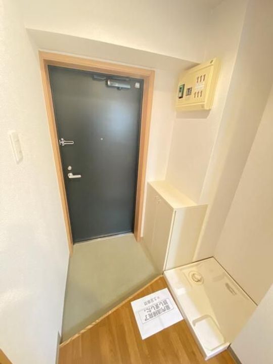 モンシェール錦糸町の玄関