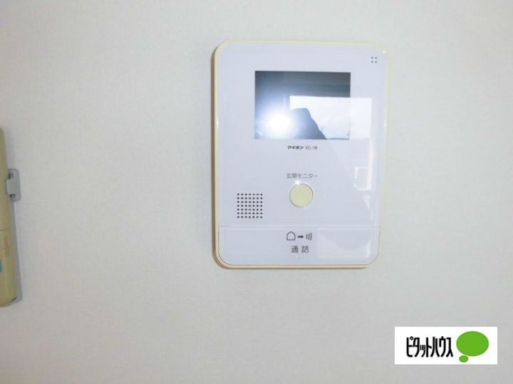 アルファ11ビルの内装