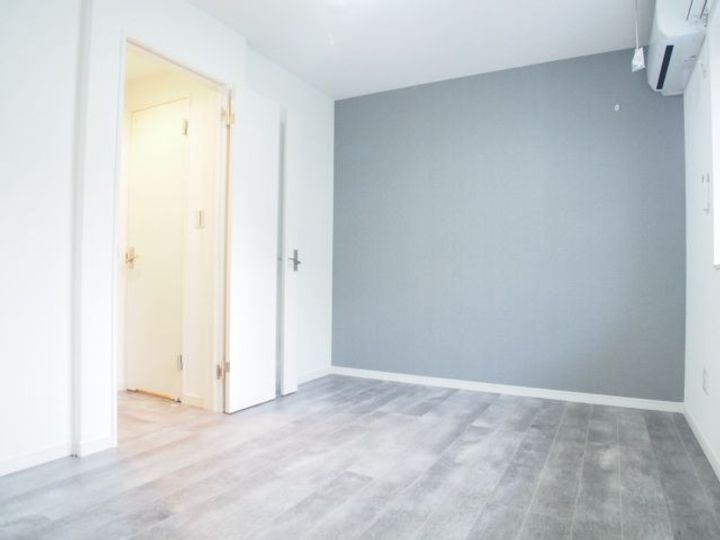 Residence Ray RX-78の居間