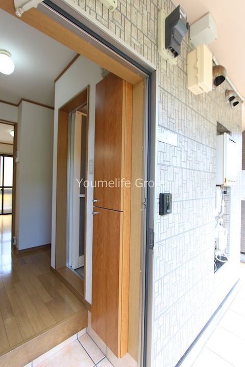 神奈川県平塚市夕陽ケ丘(アパート)の賃貸物件の玄関