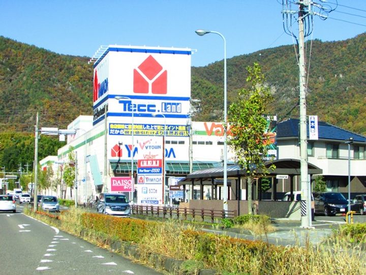 アワノビルの周辺