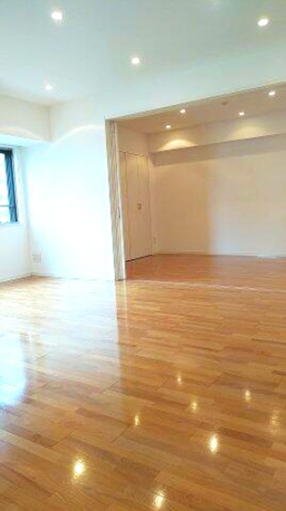 プライムアーバン本駒込の居間