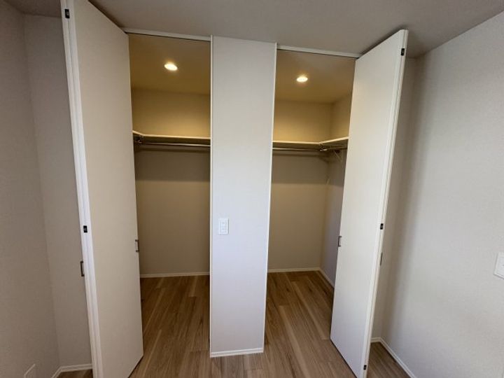 Brodiaの内装