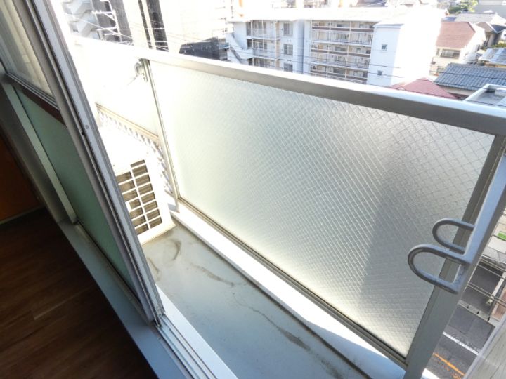 white楽々園の内装