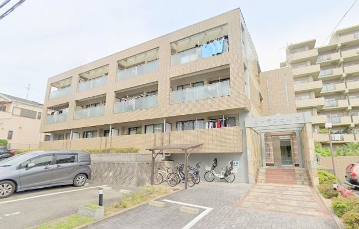 ガーデンヒルズの外観