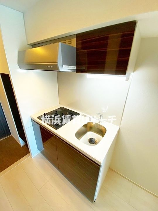 神奈川県横浜市神奈川区東神奈川2(マンション)の賃貸物件のキッチン