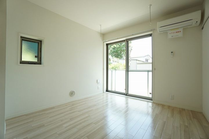 ヴィラ シャルマンの居間