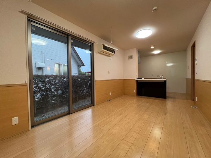 静岡県浜松市中央区初生町(一戸建)の賃貸物件の居間