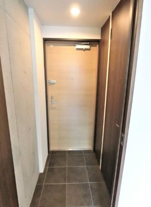 東京都世田谷区下馬1(マンション)の賃貸物件の玄関