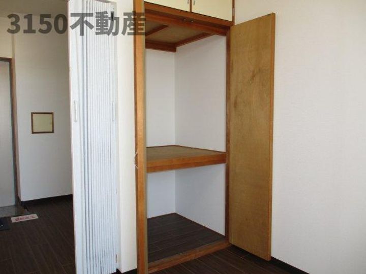 岐阜県岐阜市鏡島南1の賃貸マンションの内装