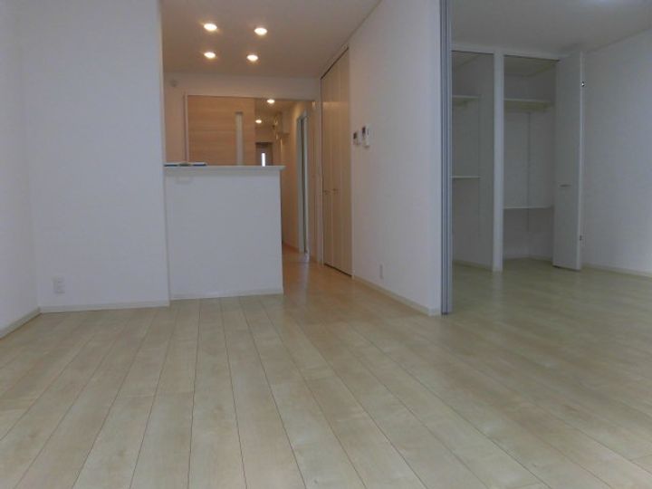 ルアーナ小鶴新田の居間