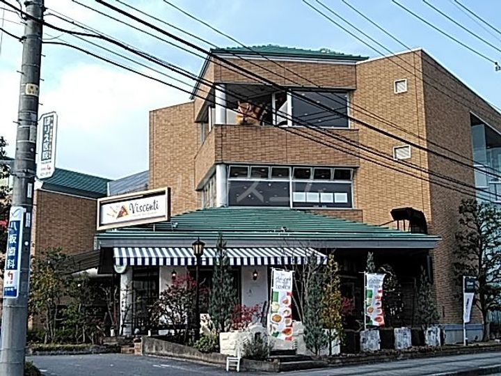 パストラルの周辺