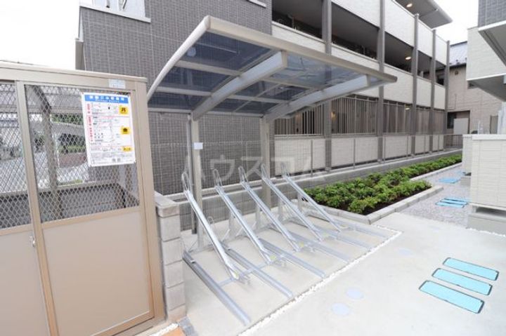 ピラタスXVIの地図