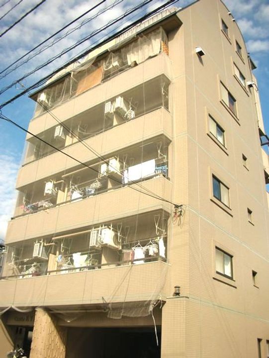 キャッスルEYAの外観