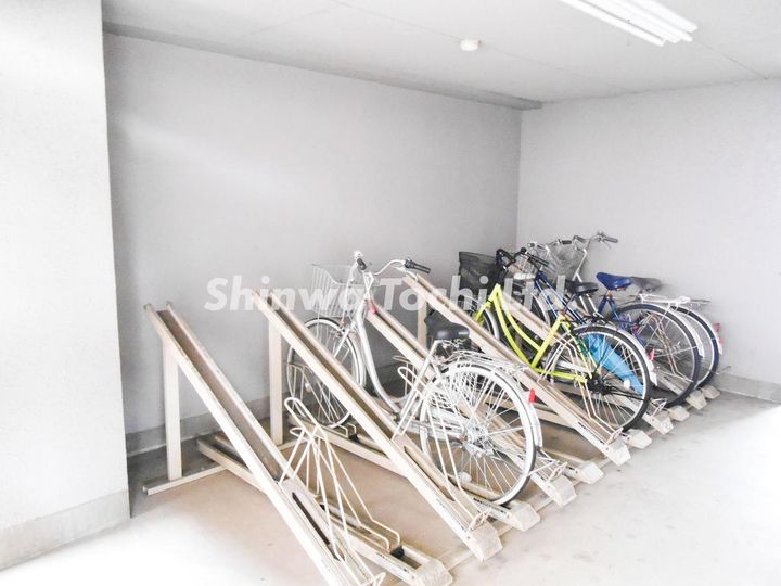 コンシェール信和の地図