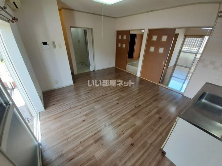 三重県伊賀市上野西大手町(アパート)の賃貸物件の居間