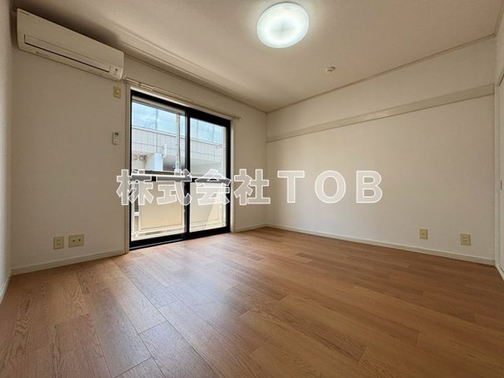 ハウス松園の居間