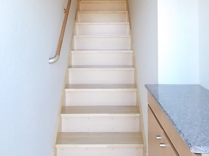 神奈川県厚木市愛甲西2(アパート)の賃貸物件の玄関