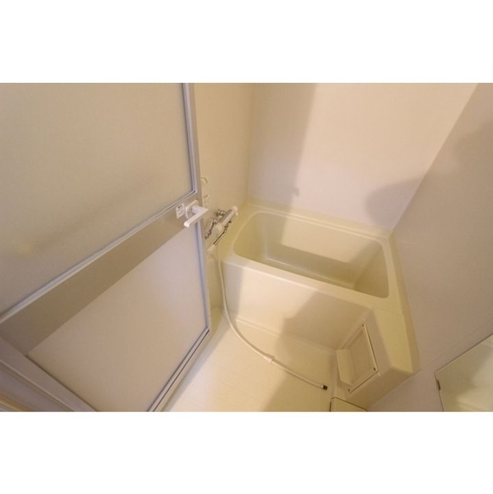 リバティ中央の風呂