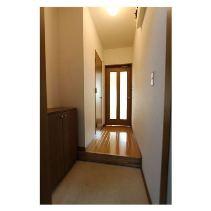 リバティ中央の玄関