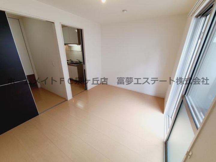 WISTERIA PLACE(ウィステリアプレイス)の居間