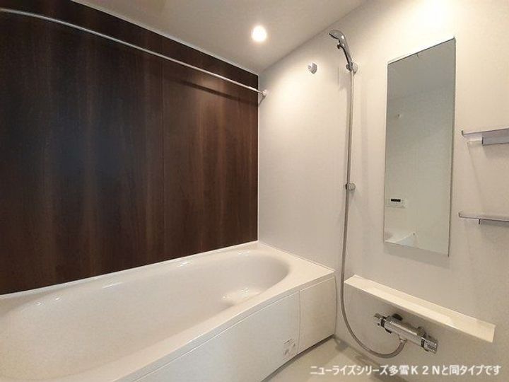 プラウド四屋 Iの風呂